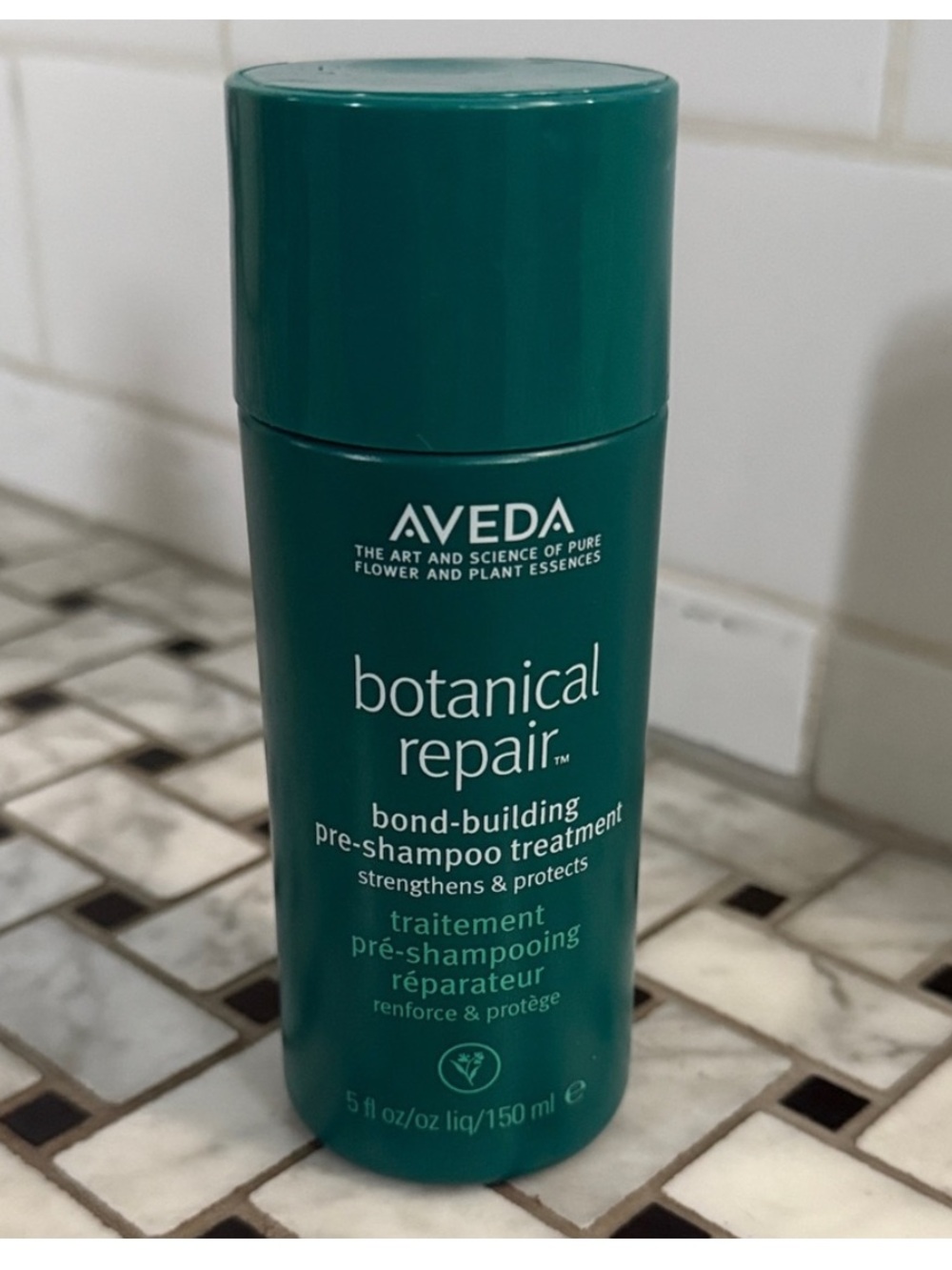 AVEDA Botanical Repair Pre-Shampoo Treatment - Teal Green Bottle
